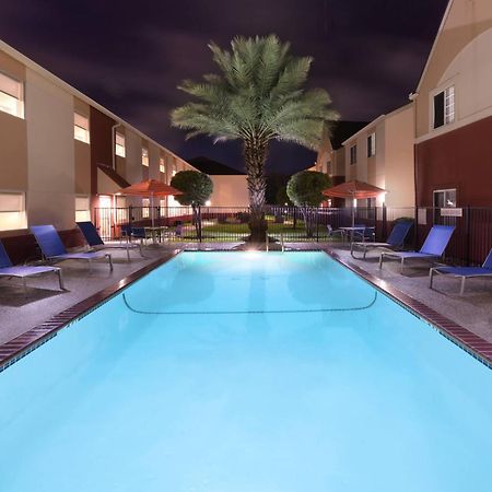 Towneplace Suites By Marriott Lake Jackson Clute Zewnętrze zdjęcie